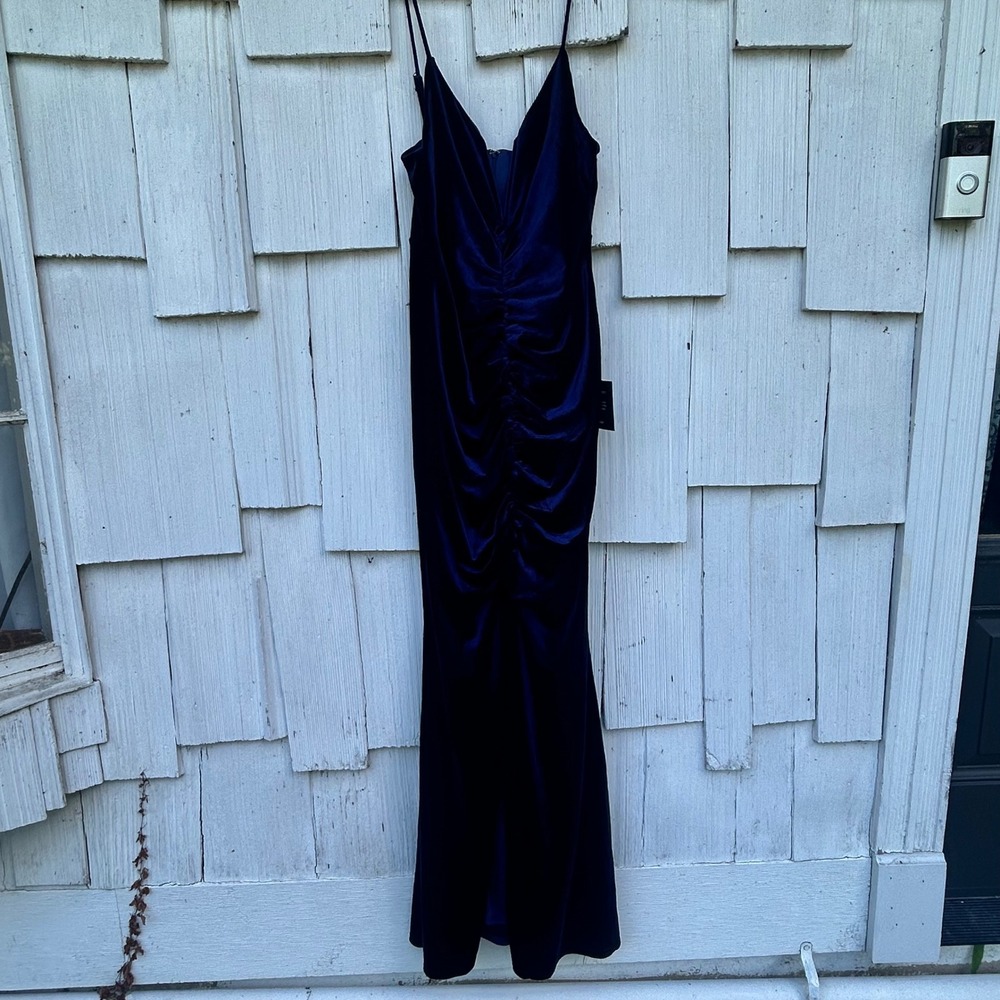 Lulus Stunning Invitation Navy Velvet Ruched‎ Sleeveless Maxi Dress Navy Blue M - Picture 2 of 11